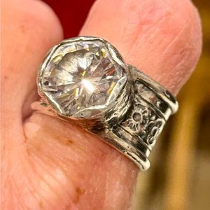 Silpada “Queen for a Day” Sterling Silver Wide Band Ring, size 7